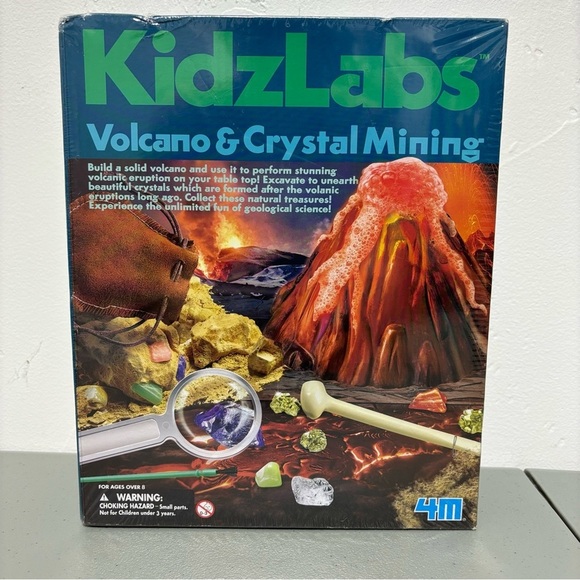 KidzLabs Volcano & Crystal Mining NEW SEALED Toysmith Science Educational Kit - Picture 1 of 4